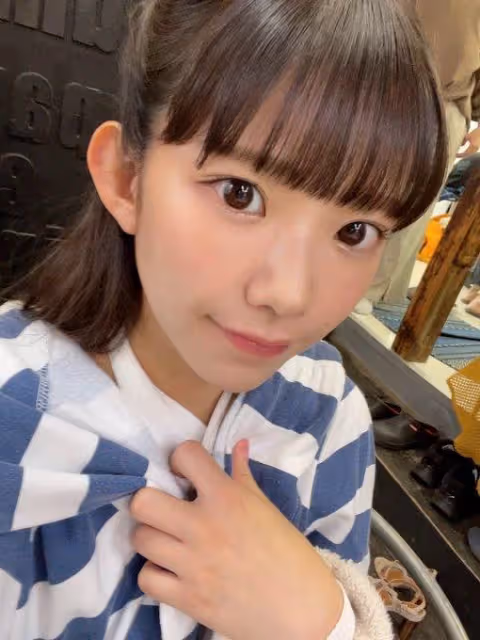 「合法蘿莉」長澤茉莉奈挑戰極辣泡麵：辣到顏藝頻出