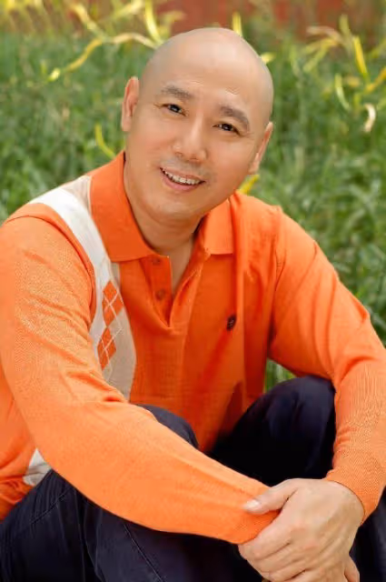 李世榮:與李誠儒離婚後住18平米房子,未曾改嫁,獨自養兒子長大