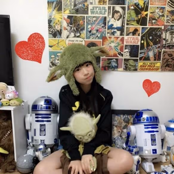 「合法蘿莉」長澤茉莉奈挑戰極辣泡麵：辣到顏藝頻出