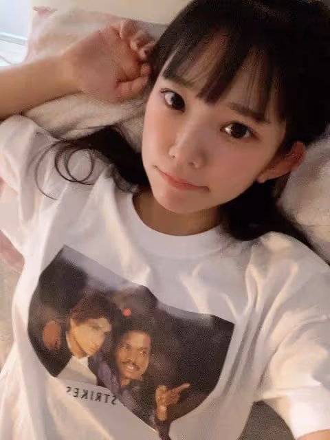 「合法蘿莉」長澤茉莉奈挑戰極辣泡麵：辣到顏藝頻出