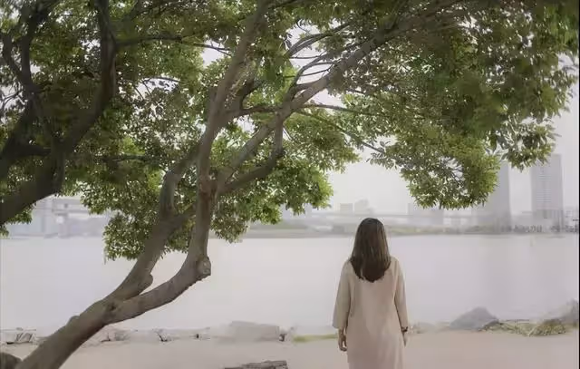 夫妻AA制12年,丈夫動手術讓妻子伺候,妻子的4連問,讓丈夫自閉