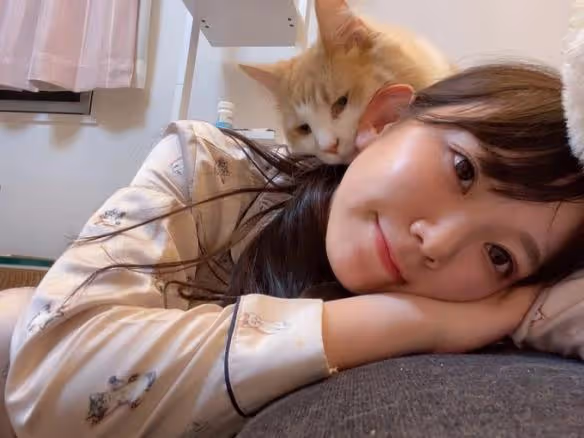 「合法蘿莉」長澤茉莉奈挑戰極辣泡麵：辣到顏藝頻出