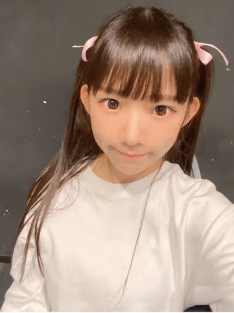 「合法蘿莉」長澤茉莉奈挑戰極辣泡麵：辣到顏藝頻出