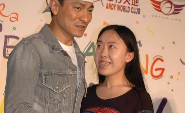 為了追劉德華家破人亡,守身如玉44年的楊麗娟,現在怎麼樣了?