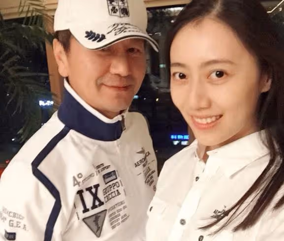 出道30年從無緋聞的吳若甫,娶比自己小22歲的嬌妻,如今怎樣了?