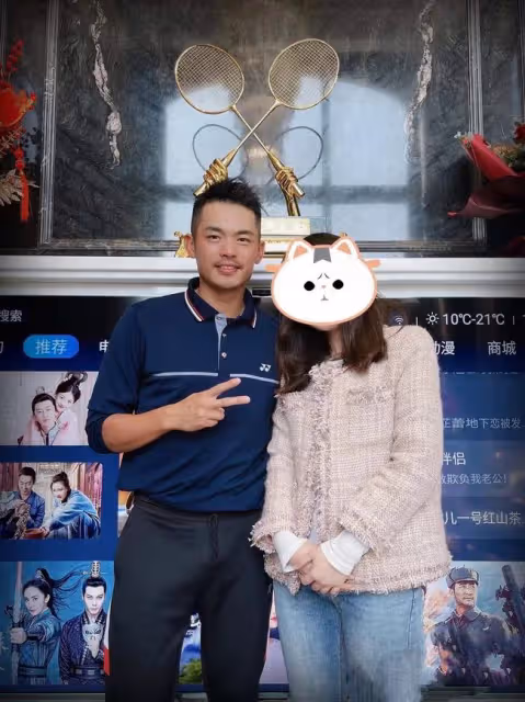 林丹喬遷新居豪宅曝光!7000萬洋房前砌巨型石雕,內部裝修似宮殿