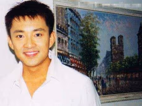 亞寧:曾是央視最帥主持人,爆火後「消失」的他,如今已高攀不起
