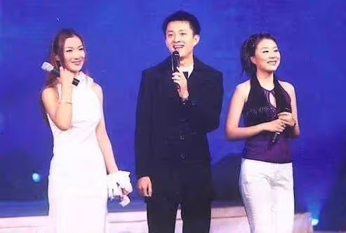 亞寧:曾是央視最帥主持人,爆火後「消失」的他,如今已高攀不起