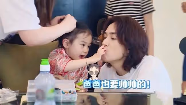 他全職帶娃6年,翻紅後終於露出真面目| 婚姻的破裂,都和這點有關 。