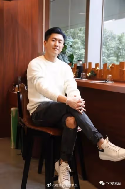 馬貫東做賤格男一改戲路!劉穎鏇遠赴美國戴四方帽行禮