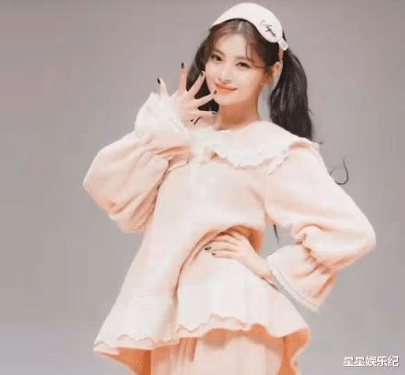 韓女團成員王怡人因沒有下跪拜年被攻擊，韓網友辱罵：滾回中國