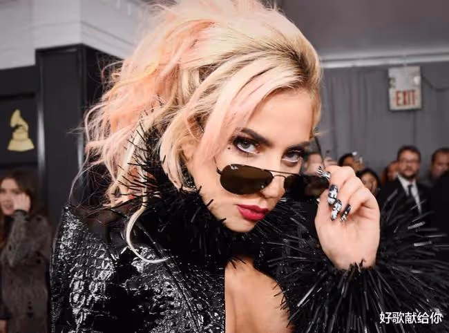 消失的「中國Lady Gaga」:一步錯、步步錯,滿盤皆輸再正常不過
