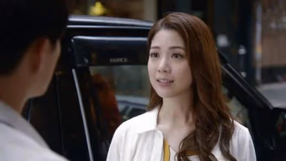 TVB小生演技被批無進步,與同劇女主緋聞不斷,首次披露兩人關係