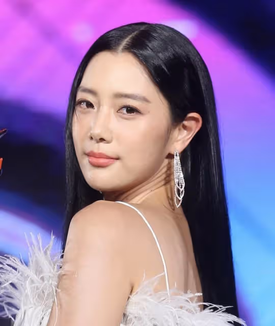 克拉拉秀好身材食譜 被評為韓國第一美女 33歲嫁入新加坡豪門