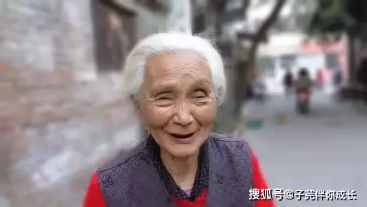 晚年幸福秘訣!一位89歲老人的忠告「晚年要想過得安逸」請牢記4句話:尤其是不要跟兒女住一起