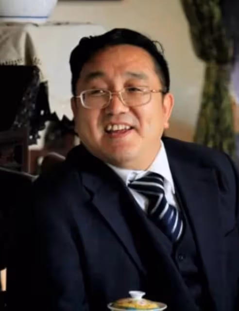演員句號：岳父母早年喪子，今後我就是岳父母的親兒子