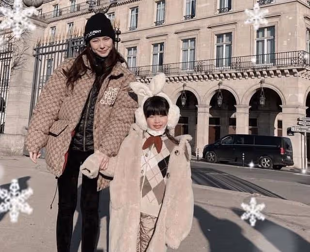 擔心!香港著名女星到歐洲旅行確診新冠,嫁大19歲富商生活幸福
