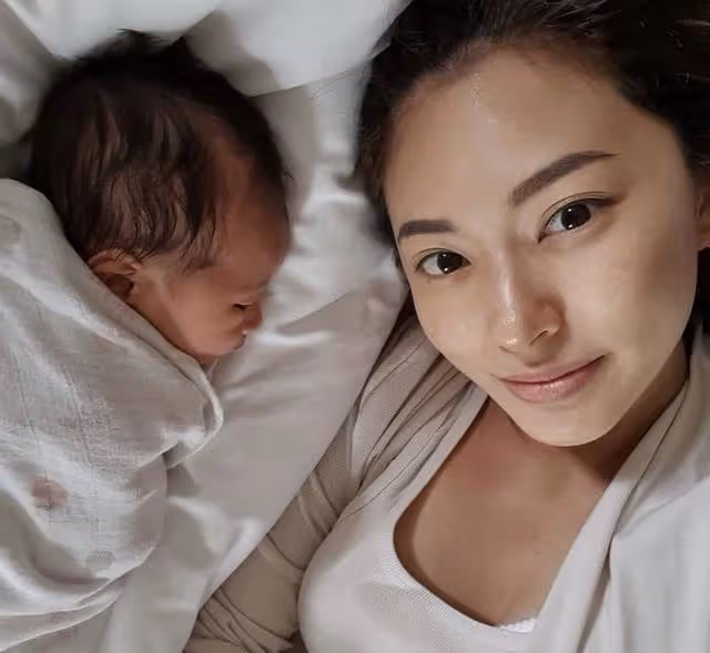 擔心!香港著名女星到歐洲旅行確診新冠,嫁大19歲富商生活幸福