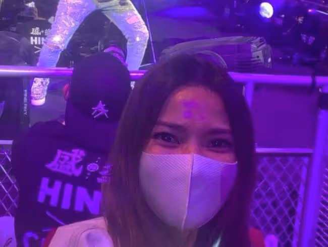 向佐前女友在國外旅遊途中確診!離婚後嫁百億富豪,去年產下二胎
