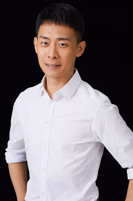 金雞獎最佳男演員一個字喊哭了張藝謀，他是在沙漠中尋找到甘泉人