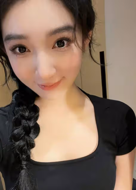 干姐姐李恩連續多日更博直指都美竹真面目：你們願意幫她就幫她唄，想黑我隨意