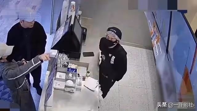 娛樂圈最新爆料,眾多明星都在內,大瓜小瓜消息都在內,吃瓜拿走