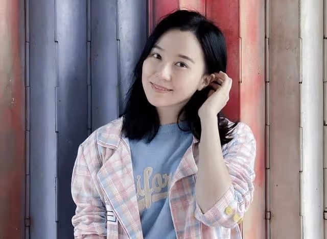 41歲香港著名女星為轉運宣布改名,至今仍是單身,身邊不缺追求者
