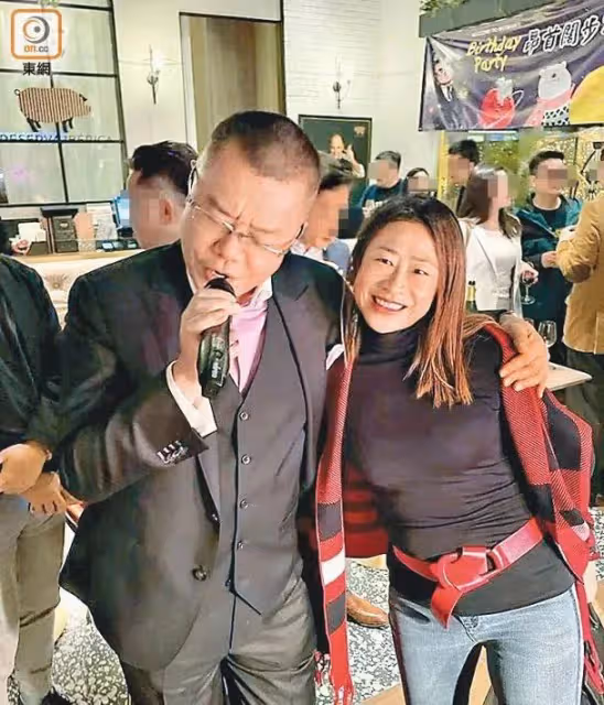 霍啟剛參加名流生日宴被點名批評,大好前途差點毀於一旦