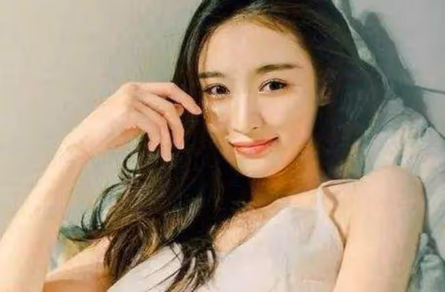 老公出軌天天不回家,和他離婚後,他暴露了情婦很多「不雅照」