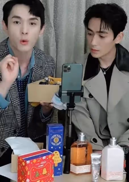 他與薇婭並列第一網紅,補的竟比薇婭還多?都是假的,他發聲明了!