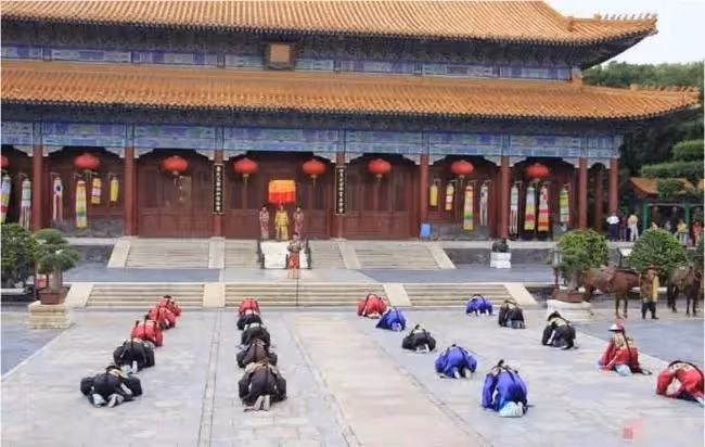 中國成員該不該給韓國人下跪拜年?順便再科普下跪拜禮