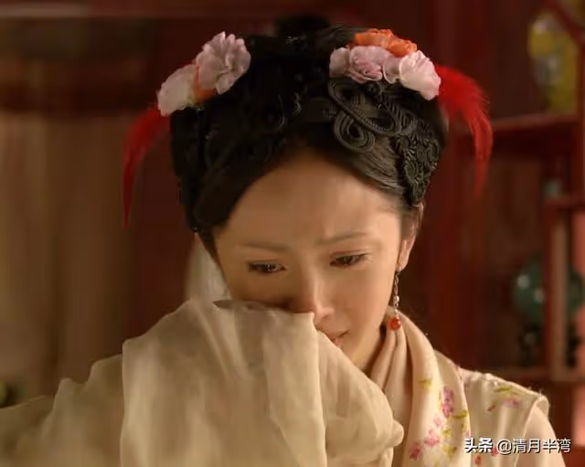 同樣是演「晴雯」,把安雯和楊冪放在一起看,差距就出來了