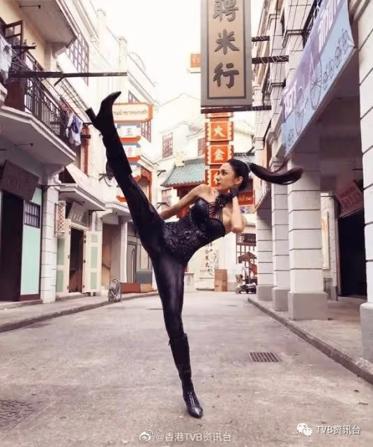 王君韾曬合照得三條Queen 同劉穎鏇仲未破冰?