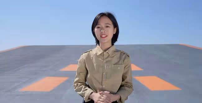 央視美女記者火上熱搜!高顏值美過女明星,入駐視頻平台吸粉無數