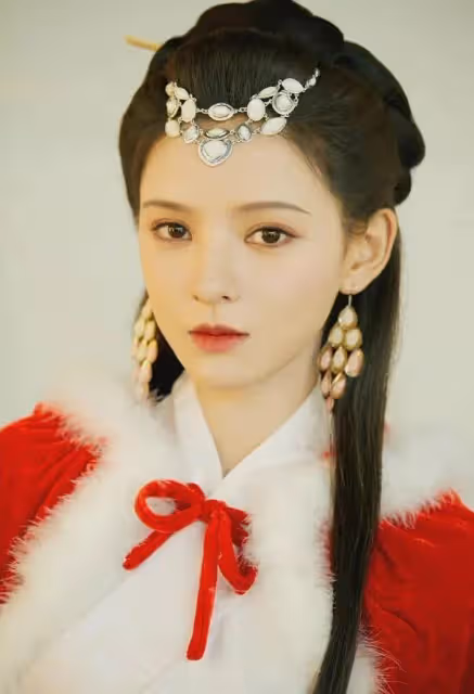 31歲張予曦:經歷兩段失敗感情,早已看淡?現只想專心搞事業
