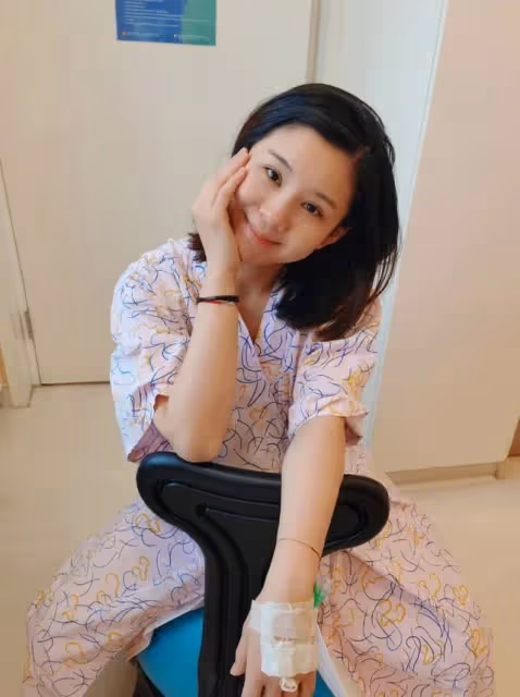 李小萌產後逛街被拍,身材曼妙似妙齡少女,被扒坐月子花費40萬元