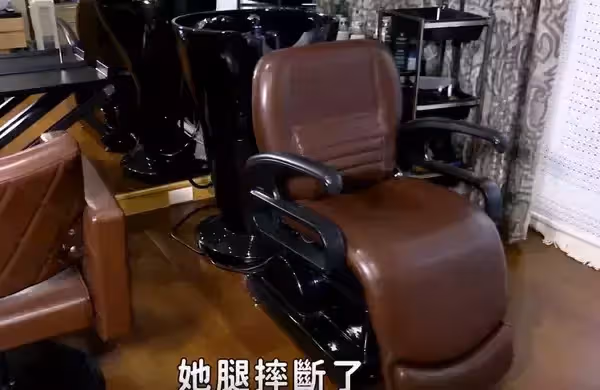 亡妻71歲冥誕!郭台銘重情意偕曾馨瑩「帶她最愛的拿手菜」祭拜,墓園藏巧思「16年一往情深」