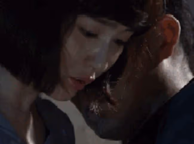 一醉方休之後，我要了身邊的這個男人，對他霸王硬上弓