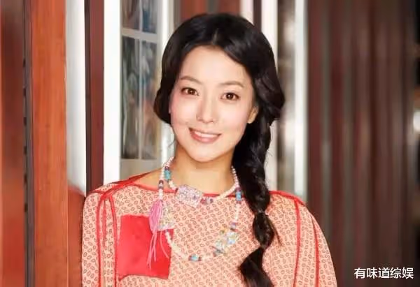 金喜善因女兒丑被質疑整容,稱孩子小沒長開,9年後打臉簡直太慘