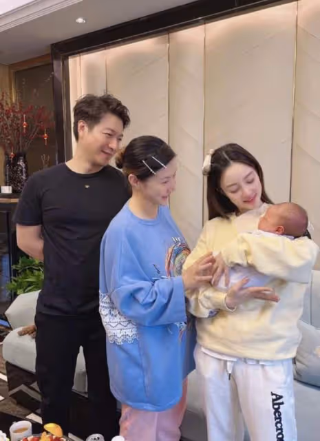38歲央視主持報警維權,否認與李小璐戀情傳聞,已與妻子結婚兩年