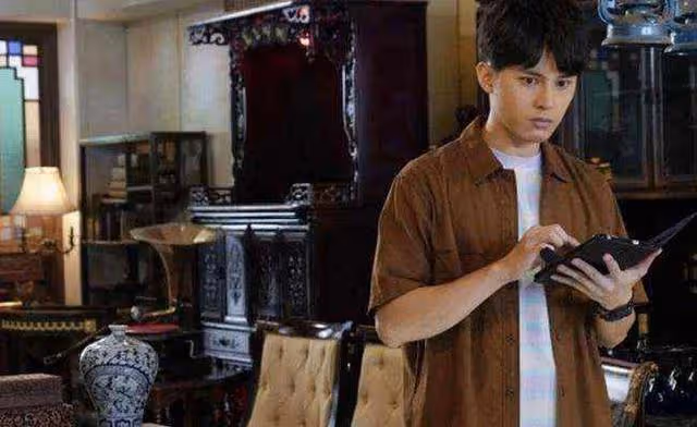 不再做演員?TVB力捧小生兼職做幕後,自曝未來會進修實現導演夢
