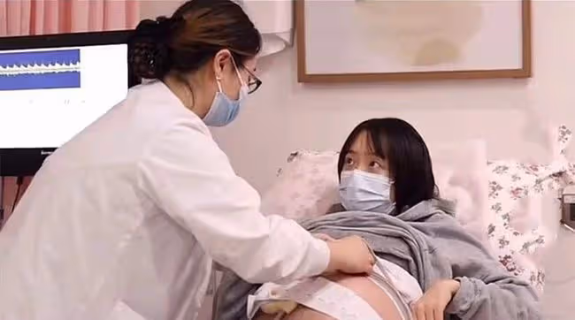女星孫銥產子大出血!寶寶出生肺部感染下病危,曬生產過程引淚目