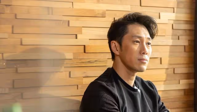 香港著名排舞師年過四十轉型做演員,為陳偉霆錯過與張學友合作