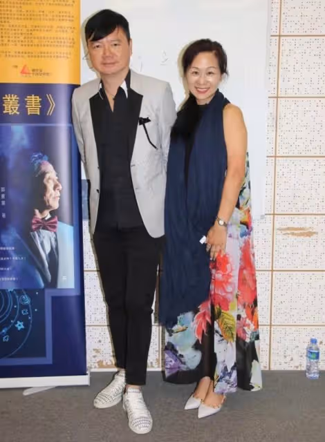 再見亦是朋友!香港知名男星與前妻合作生意,曾花近百萬為其治病
