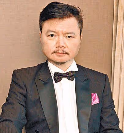 再見亦是朋友!香港知名男星與前妻合作生意,曾花近百萬為其治病