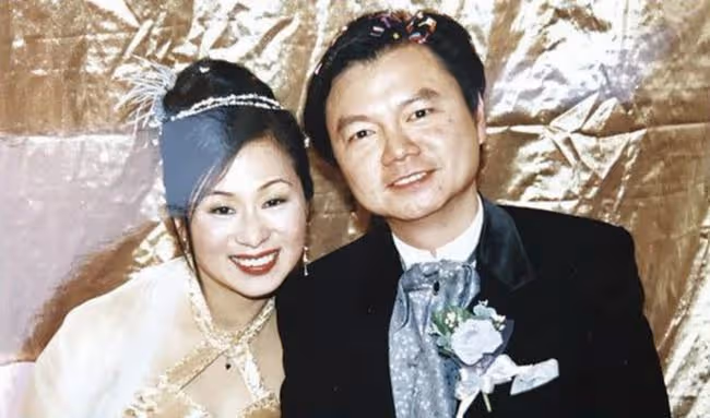 TVB金牌綠葉與前妻合夥開店,離婚1年關係破冰,曾為救妻花光積蓄