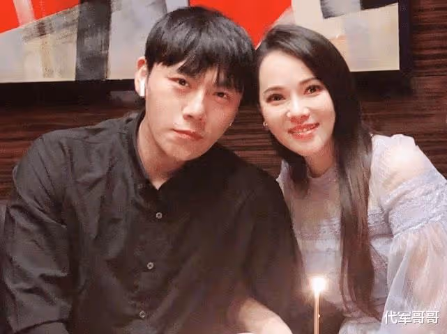 盤點嫁給內地男星的10大港台女星,看看誰最幸福?
