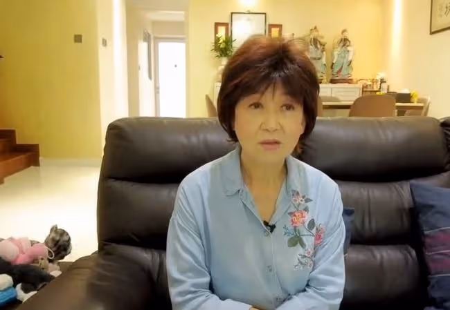 67歲老戲骨公開千萬別墅,自嘲只是狗窩,一柜子金器卻說不值錢