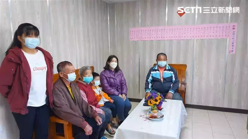「屏東少女夢成真」一家四口擠5坪大的房間,200位義工免費「打造22坪新家」 進門一看她哭了:我終於有床,可以好好睡覺了