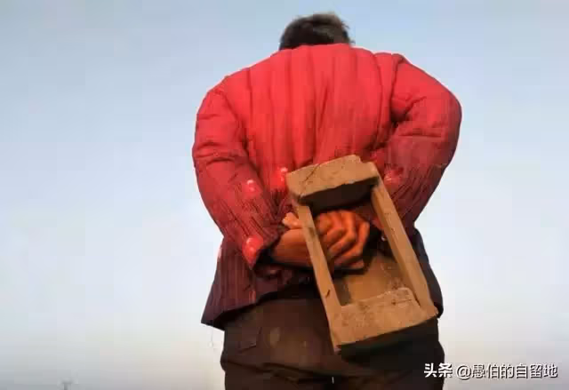 一百多萬的拆遷賠償款,我一分都不會分給兒子們